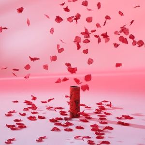 giv en sjov rose konfetti som romantisk gave til kæresten